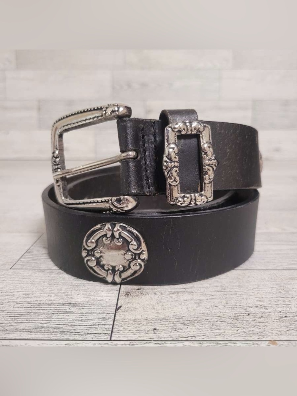 Women’s Capezio Black Leather Mini Concho Rodeo Cowgirl Belt Size 32 Vintage